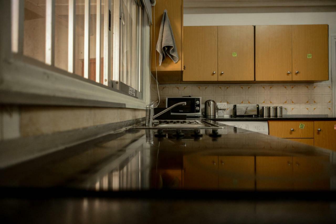 Katka Hostel Lárnaka Eksteriør bilde